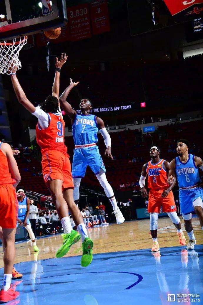 开云体育入口-索罗托输球遭遇连败，保级形势严峻