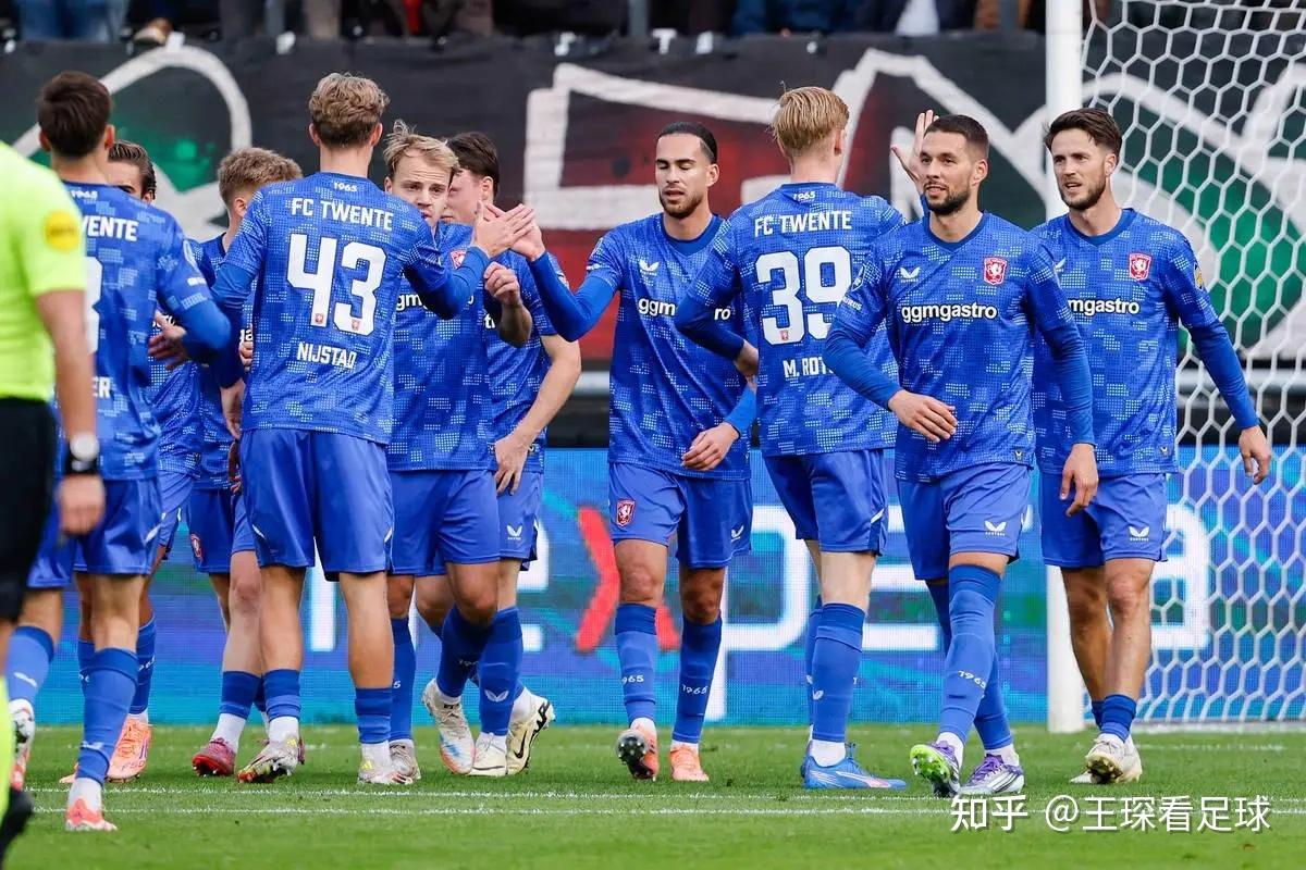 关于沃尔夫斯堡客场全取三分，逼近德甲榜首的信息