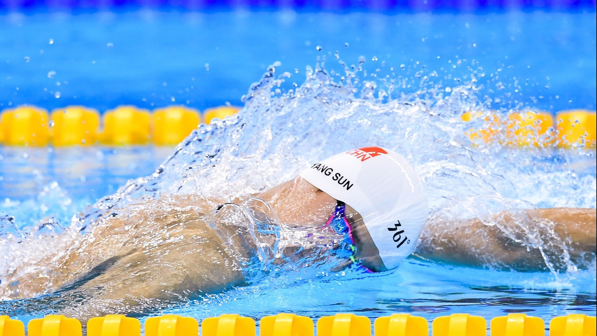 恩比德统治全场无争议，奇才团队篮球完胜深圳队启示录