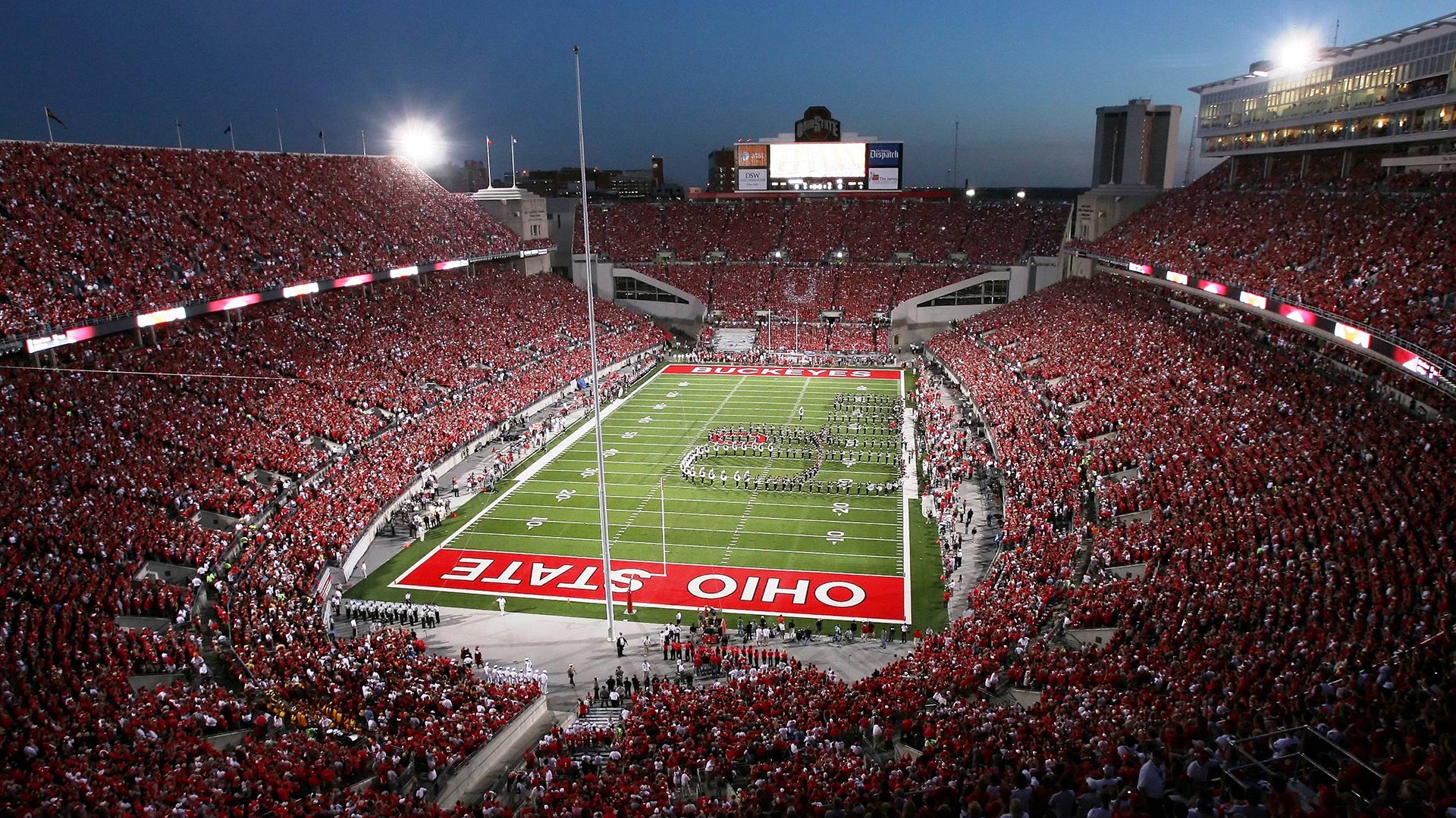 开云体育-F1新赛季揭幕战之夜，保罗如何彻底打爆防线，开启传奇新章？