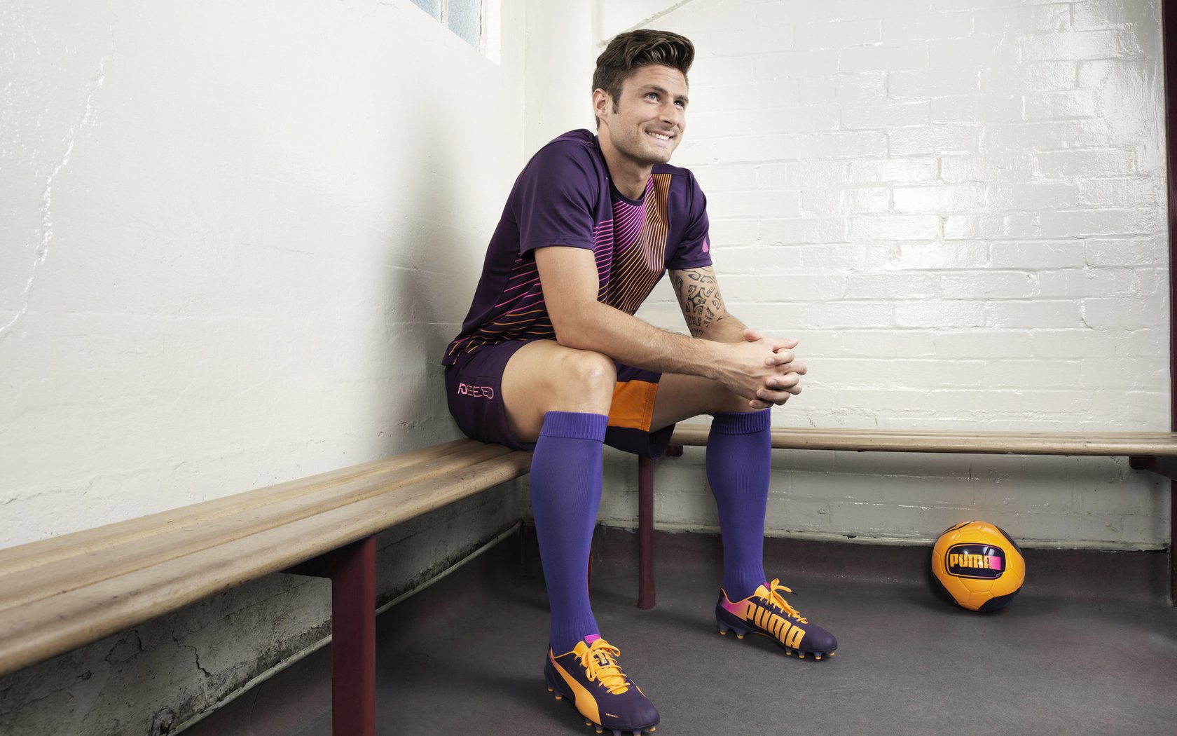 布克存在感拉满，当步行者铁血防守遇上勇士水银泻地